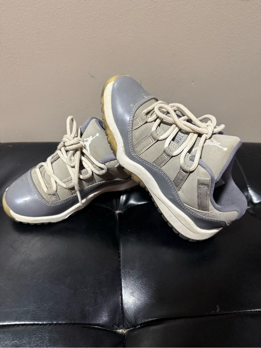 Air Jordan 11 Retro Low Cool Grey kids sz 11